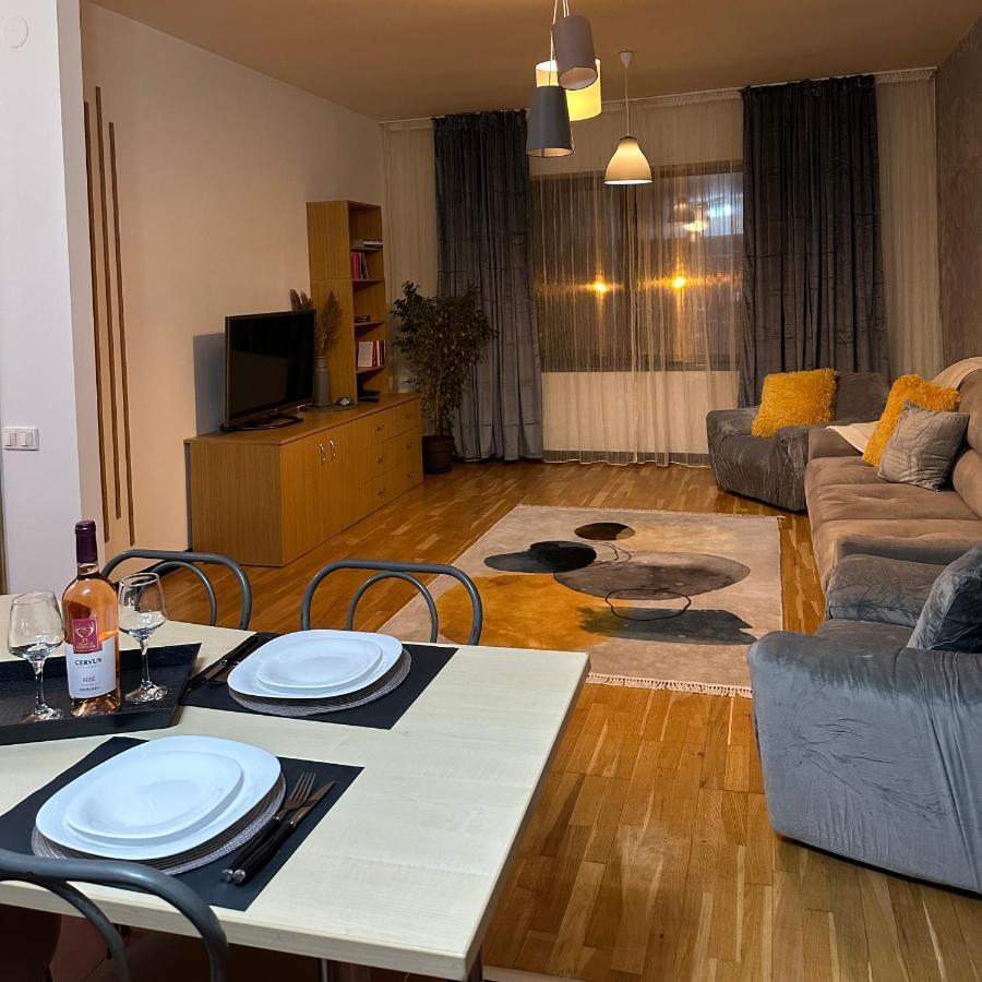 Apartament “La Iepure” Brassó Kültér fotó