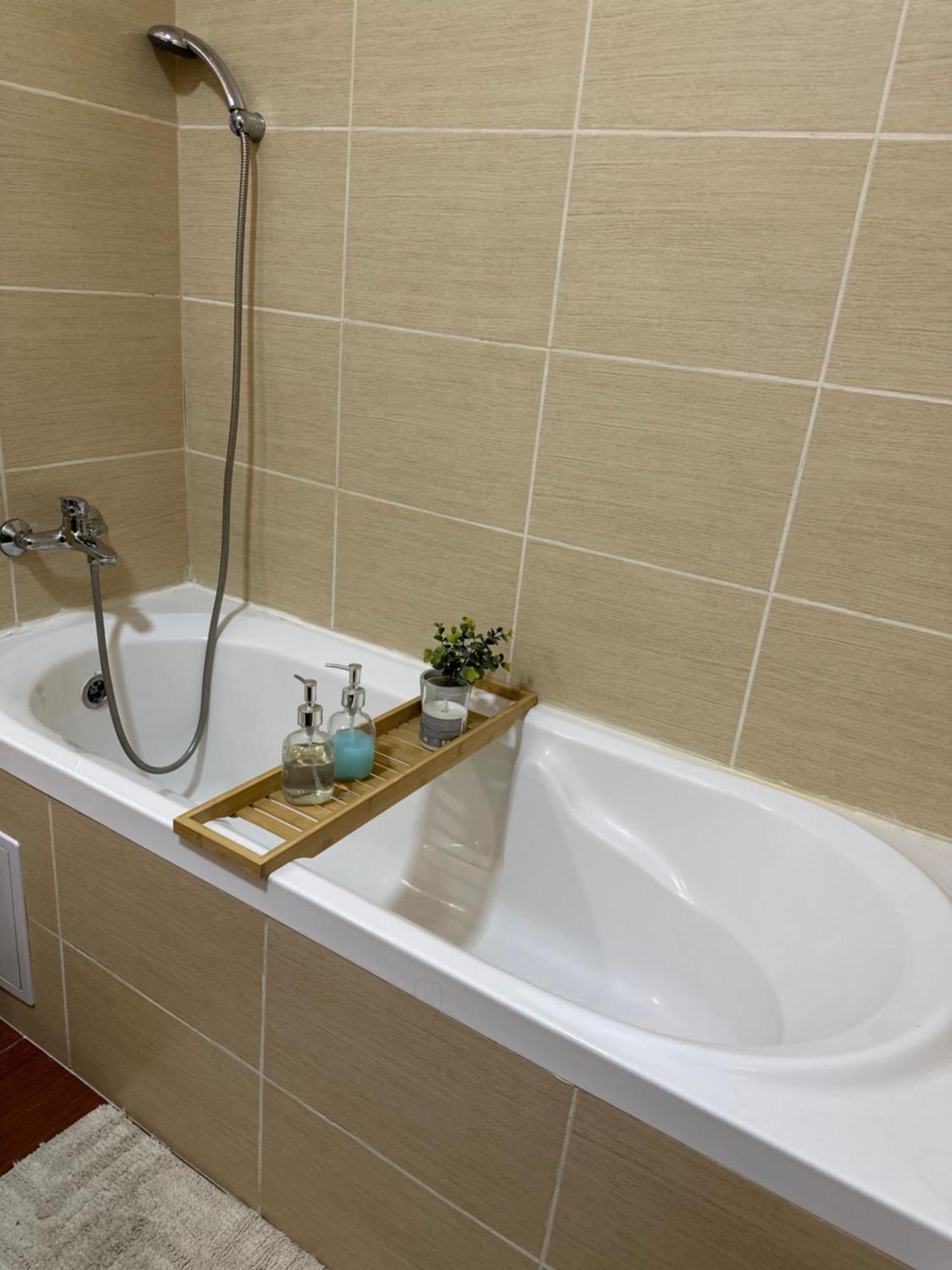 Apartament “La Iepure” Brassó Kültér fotó